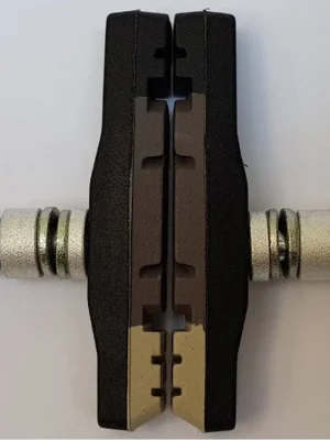 brzdový špalek LONGUS V-Brake Z679 3 směsový šroub Zlevněný