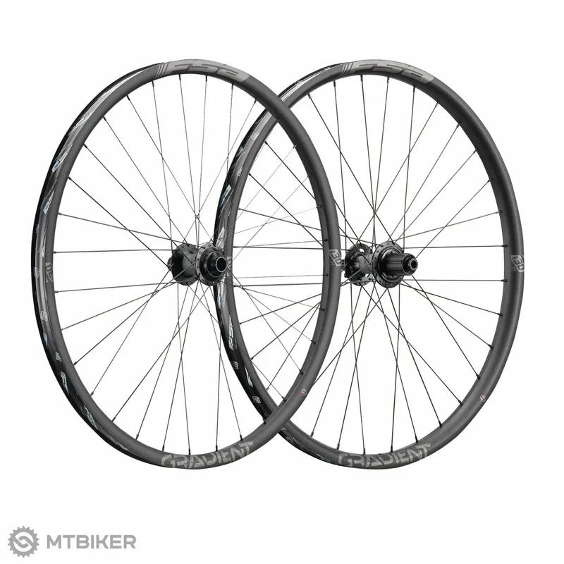 FSA Gradient i30 29" sada kol, Boost, Shimano HG Značkový