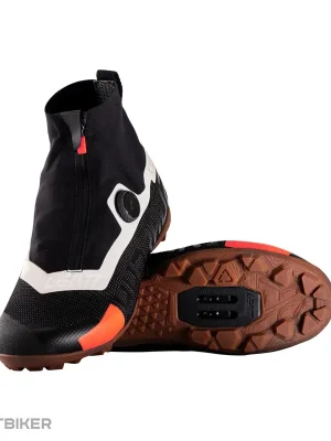 Aktuální Leatt HydraDri ProClip 8.0 Boa tretry, černá