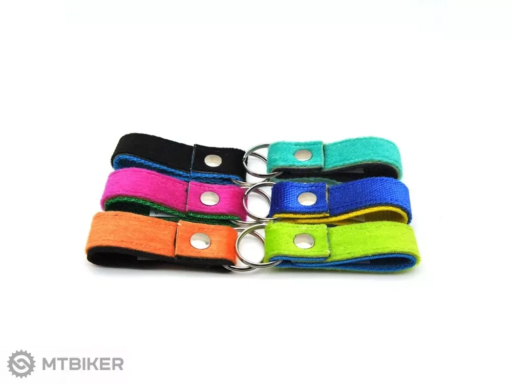 Expresní Doručení Pomoca SKINALP Keychains klíčenka ze skialpových pásů