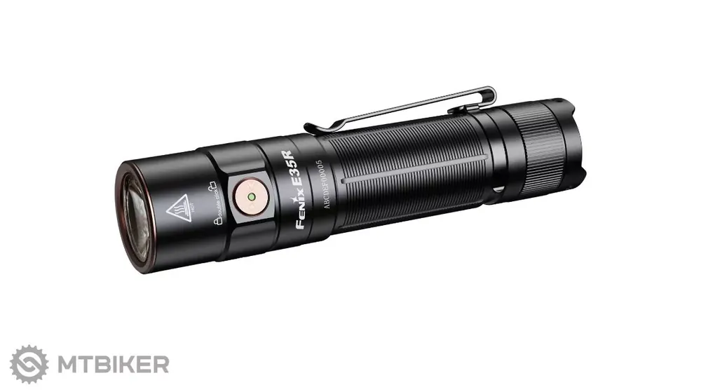 Fenix E35R svítilna, nabíjecí Aktuální