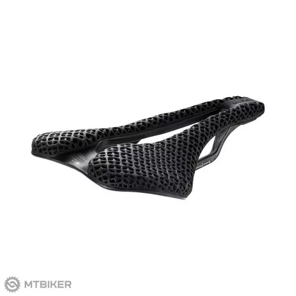 Finální Výprodej Selle Italia SLR Boost 3D Carbonio Superflow L sedlo, 145 mm