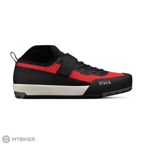 fizik Gravita Tensor tretry, červená/černá Must-Have
