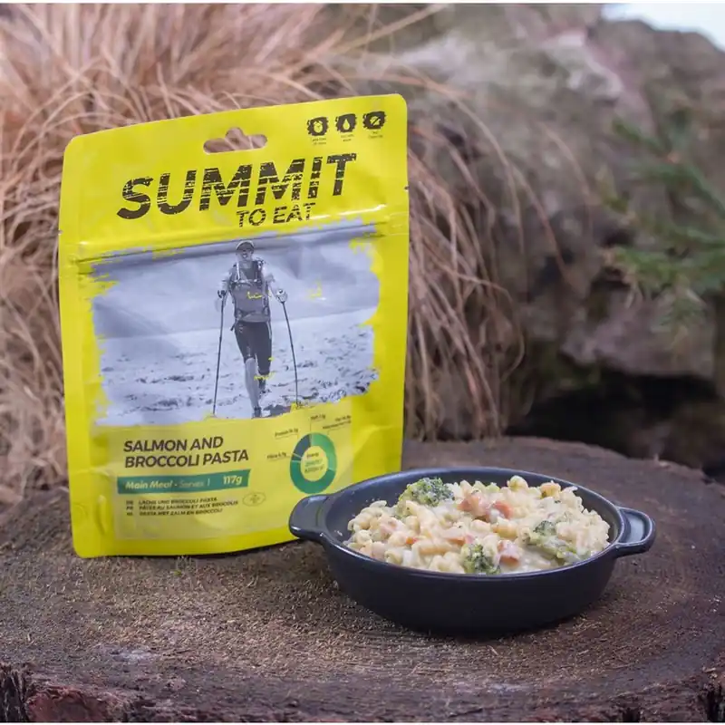 Summit To Eat Losos s těstovinami a brokolicí 1 porce Rychlé Dodání