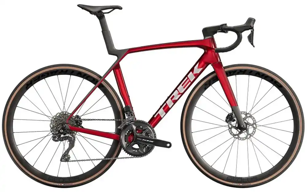Silniční kolo Madone SL 6 Gen 8 Crimson - Půjčovna Výprodej