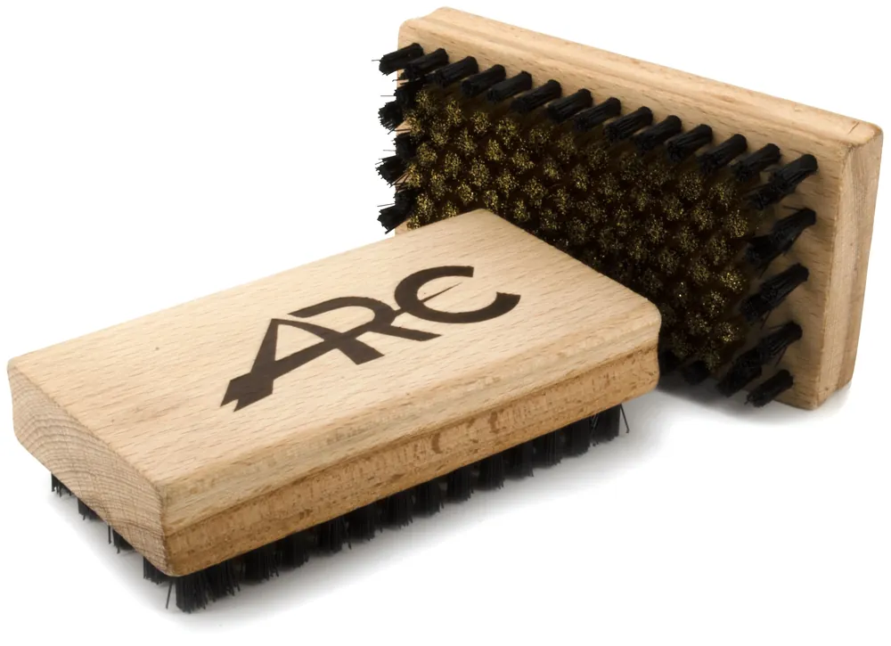 ARC Fine brass - black nylon containment loop, Standard Brush Nejlepší Volba