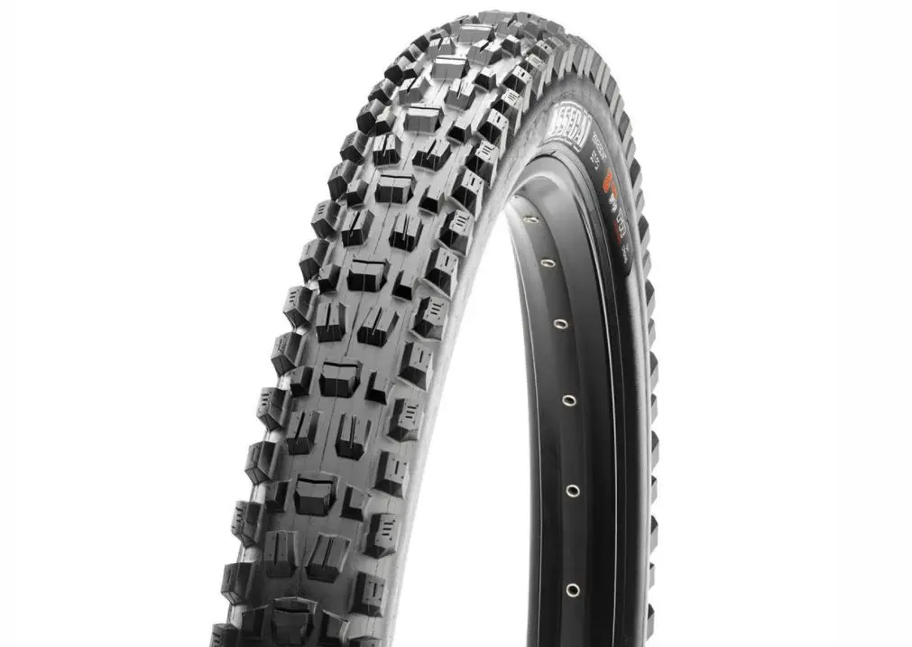 MAXXIS PLÁŠŤ ASSEGAI 27.5X2.50WT KEVLAR EXO/TR černá Víkendová Akce