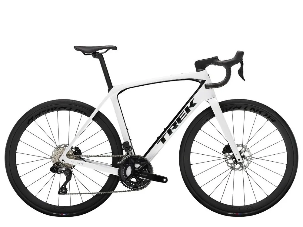 Cenově Výhodný Silniční kolo Trek Domane SLR 6 Gen 4 2023 Crystal White