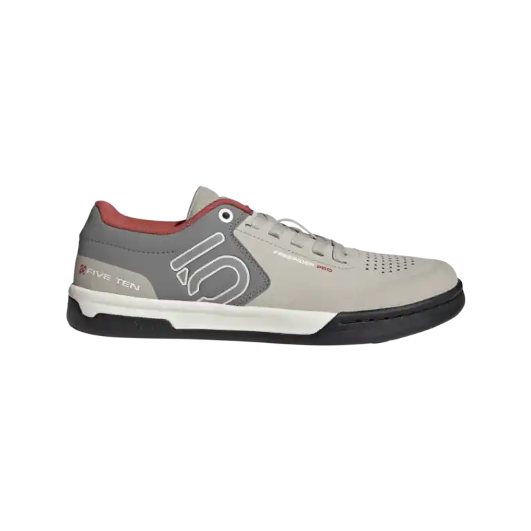 Ověřený Cyklistické boty Five Ten Freerider PRO Alumina / White / Grey - Velikost EU 49 1/3