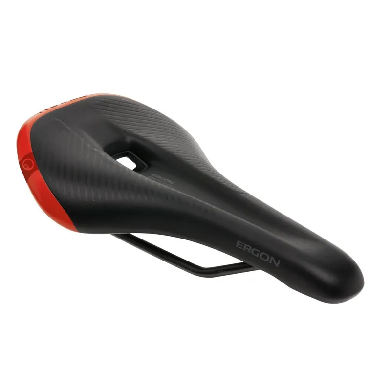Časově Omezené ERGON sedlo SM Pro Men Risky Red S/M